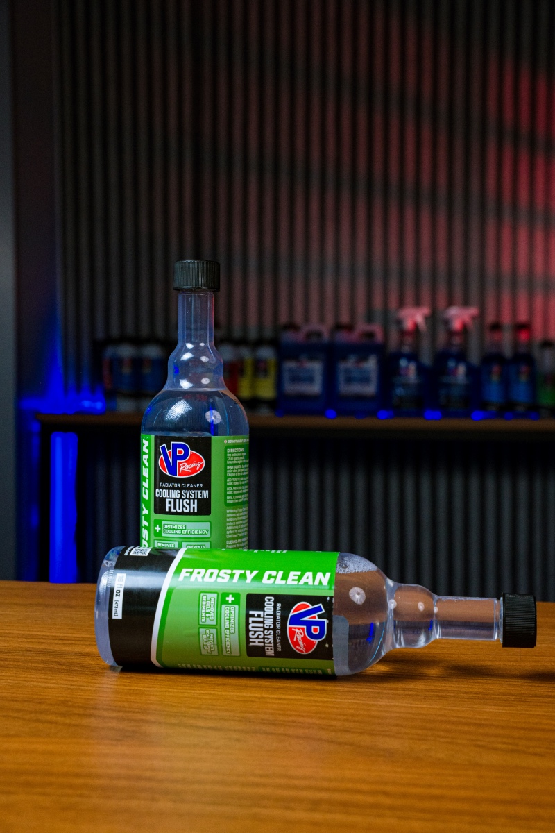 VP Racing Frosty Clean Cooling System Cleaner & Flush 473ml
